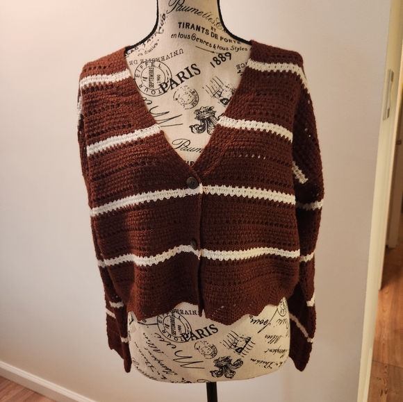 Pink Rose sweater size large - Picture 3 of 5